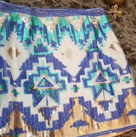 TOBI Aztec Printed Sequin Mini Skirt - Picture 3 of 4